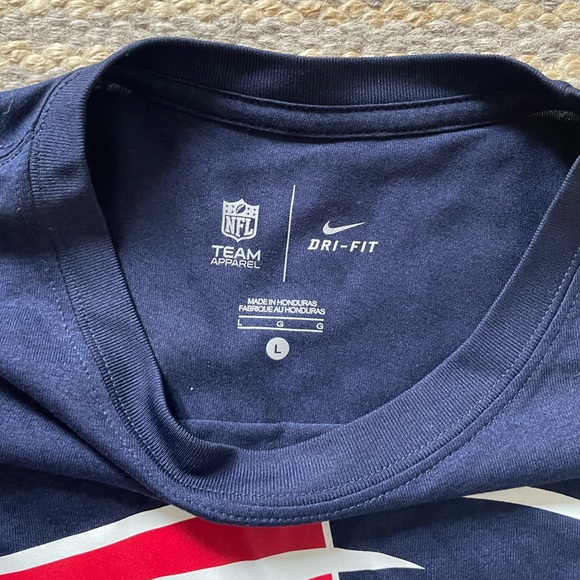 Men’s Nike NFL Patriots Navy Tee - Picture 3 of 4